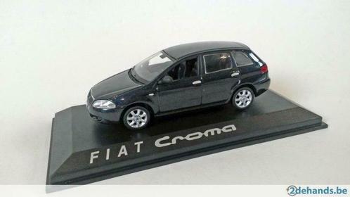 1:43 Norev 2013 Fiat Croma wagon metallic grijs, Hobby en Vrije tijd, Modelbouw | Auto's en Voertuigen, Zo goed als nieuw, Auto