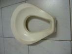 Réducteur siège de WC plastique à donner, Ophalen, Gebruikt