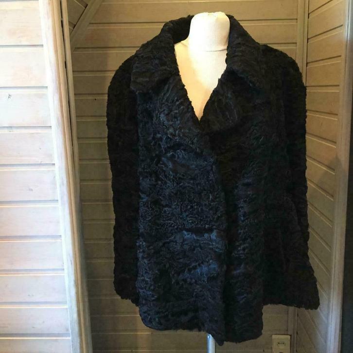 Astrakan jasje, Kleding | Dames, Jasjes, Kostuums en Pakken, Zo goed als nieuw, Jasje, Maat 38/40 (M), Zwart, Ophalen