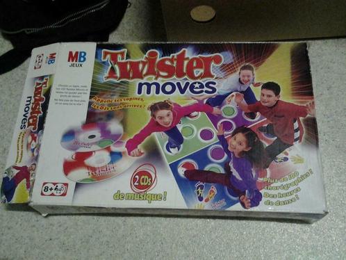 Twister moves jeu de société en français, Hobby & Loisirs créatifs, Jeux de société | Jeux de plateau, Utilisé, Trois ou quatre joueurs