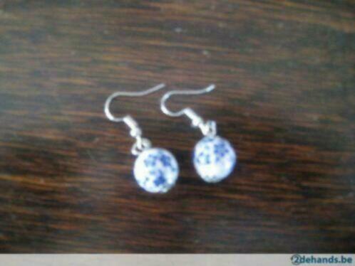 Boucles d'oreilles Delft, Bijoux, Sacs & Beauté, Boucles d'oreilles, Neuf, Pendantes, Autres matériaux, Bleu, Enlèvement ou Envoi