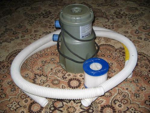 Pompe de filtration pour piscine gonflable, Jardin & Terrasse, Accessoires de piscine, Comme neuf, Filtre, Enlèvement ou Envoi