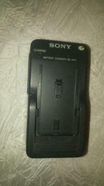 Chargeur lader sony bc-v615 original 4v 0.6a, Comme neuf, Enlèvement ou Envoi