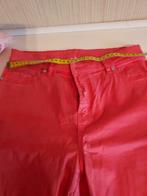 Le pantalon rouge femme n'est pas vraiment rouge vif taille, Vêtements | Femmes, Culottes & Pantalons, Comme neuf, Taille 36 (S)