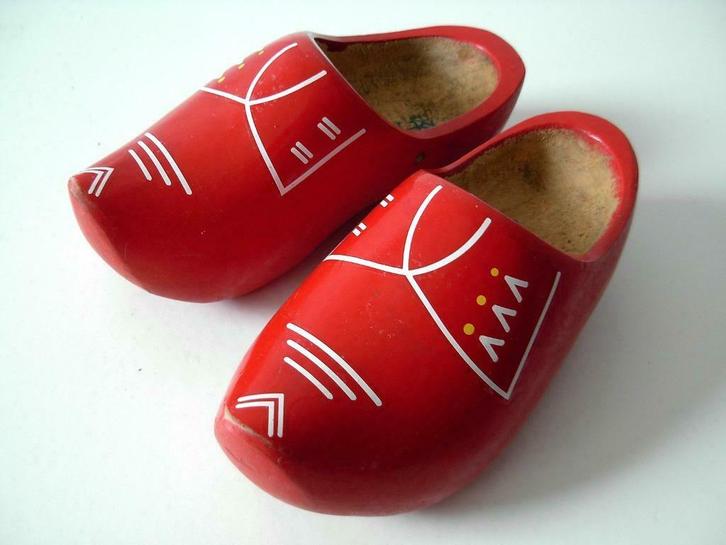 KOOPJE !!! Stel rode kinder klompen, Antiek en Kunst, Curiosa en Brocante, Ophalen of Verzenden