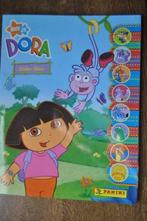 PANINI COMPLEET ALBUM + POSTER DORA, Verzamelen, Ophalen of Verzenden, Gebruikt, Strip of Tekenfilm