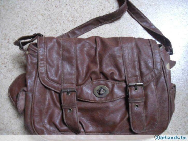 bruine handtassen, Handtassen en Accessoires, Tassen | Damestassen, Gebruikt, Ophalen of Verzenden