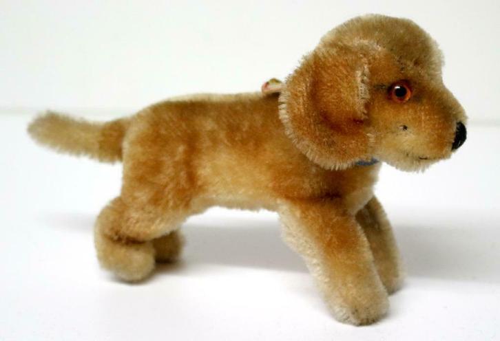 Pluche 175_Steiff_dog "Bazi" staand, Verzamelen, Beren en Cherished Teddies, Gebruikt, Overige typen, Steiff, Ophalen of Verzenden