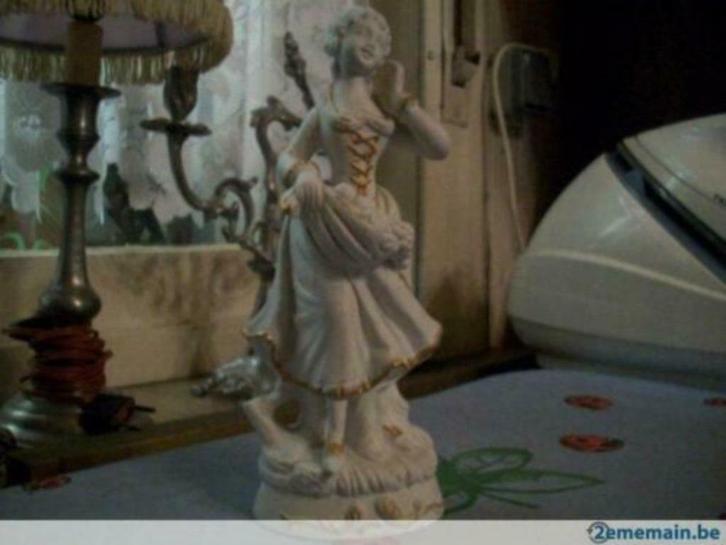 sujet en biscuit de porcelaine, Antiek en Kunst, Antiek | Porselein, Ophalen of Verzenden