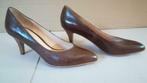 710A * NOE prachtige, volledig leren bruine pumps (40), Kleding | Dames, Pumps, Bruin, Verzenden, Zo goed als nieuw