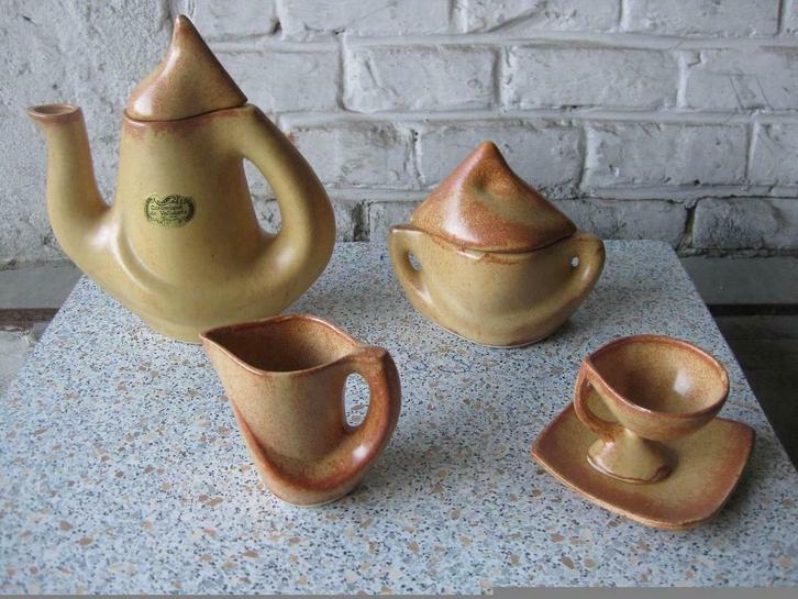 Vallauris keramiek koffie- of theeservies, Huis en Inrichting, Keuken | Servies, Nieuw, Compleet servies, Overige stijlen, Keramiek