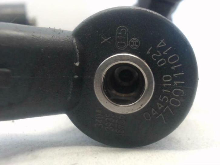 injecteur  0445110021 trafic vivaro, Auto-onderdelen, Motor en Toebehoren, Opel, Renault, Gebruikt, Ophalen