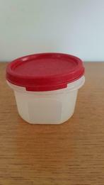 tupperware ruimtespaarder rond 0.2 l, Gebruikt, Ophalen of Verzenden, Rood