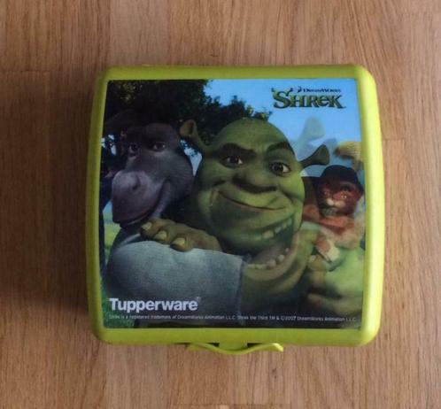 lunch box enfant Tupperware Shrek carré vert, Maison & Meubles, Cuisine| Tupperware, Utilisé, Autres types, Vert, Enlèvement ou Envoi