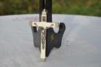 §  crucifix mural metal et plastique blanc, Antiek en Kunst, Ophalen of Verzenden