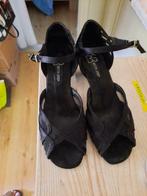 ZWART VELOURS SALSASCHOENEN MAAT 36, Kleding | Dames, Schoenen, Ophalen of Verzenden