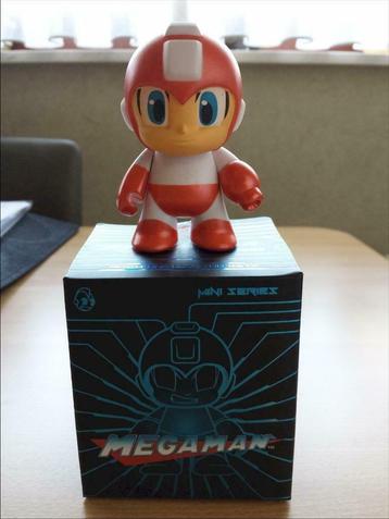 Loot Crate Exclusive Kidrobot 3" Mega Man Red Variant figure, Enlèvement ou Envoi, Neuf