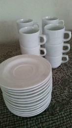 TASSES (12) ET SOUS TASSES (12), Comme neuf, Enlèvement ou Envoi, Porcelaine