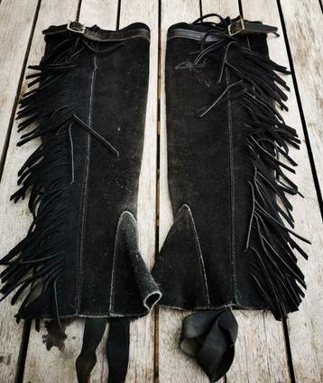 Des chevaux à porter autour de vos bottes western à franges, Enlèvement ou Envoi, Utilisé, Western, Sous-vêtement