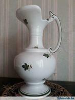 porcelaine de bruxelles witte vaas met blaadjes, Antiquités & Art, Enlèvement