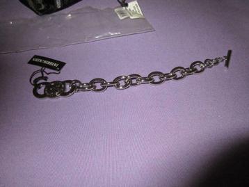 DYRBERG / KERN beschikbaar voor biedingen