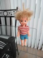 Enfant Barbie – Cheveux blonds, short, t-shirt – Mattel 1994, Enfants & Bébés, Utilisé, Enlèvement ou Envoi, Barbie
