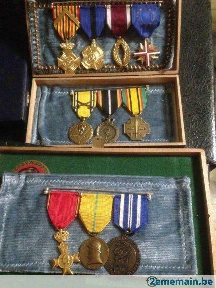 Lot de décorations de guerre - boites d'origine comprise, Collections, Objets militaires | Général