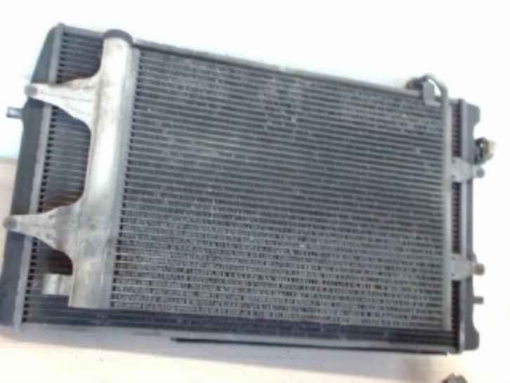 Radiateur eau Volkswagen Polo IV (9N3) 2005-05-2009-09, Autos : Pièces & Accessoires, Autres pièces automobiles, Volkswagen, Utilisé