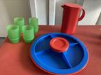 Tupperware draaibare serveerschotel,-kan met bordjes + beker, Comme neuf, Enlèvement