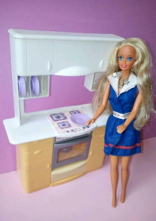 trek de wol over de ogen bevind zich kalmeren ② 💓 Barbie keuken kast — Speelgoed | Poppen — 2dehands