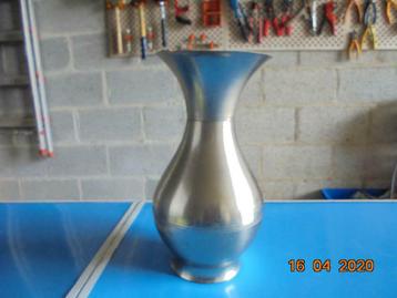 VASE JEKA, Enlèvement