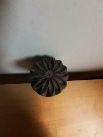 Emporte-pièce fleur beschikbaar voor biedingen