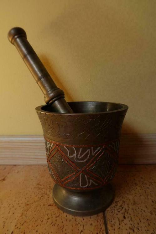 Bronzen vijzel (mortier) uit Tunis, Antiquités & Art, Antiquités | Bronze & Cuivre, Bronze, Enlèvement ou Envoi