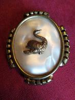 Ancienne broche avec un cygne, Handtassen en Accessoires, Antieke sieraden, Ophalen of Verzenden, Koper, Broche, Verguld