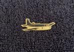 PIN - VLIEGTUIG - AIRPLANE - PLANE - AVION - JUMBO JET, Envoi, Utilisé, Transport, Insigne ou Pin's