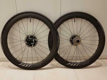 handgespaakte carbon wielen in 38/45/50/60/88mm beschikbaar voor biedingen