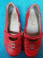 Chaussure fille GBB rouge avec sangle (velcro) taille 28, Enfants & Bébés, Vêtements enfant | Autre, Fille, Utilisé, Enlèvement ou Envoi