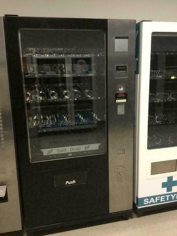 snack&drankautomaat beschikbaar voor biedingen
