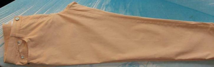 Te koop: NIEUW!! Mooie zalmroze jeansbroek van brax, 40, Kleding | Dames, Broeken en Pantalons, Nieuw, Maat 42/44 (L), Roze, Ophalen of Verzenden