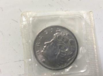 Monnaies Centavos Brasil 1975 et Stotinka Bulgarie 1974 beschikbaar voor biedingen