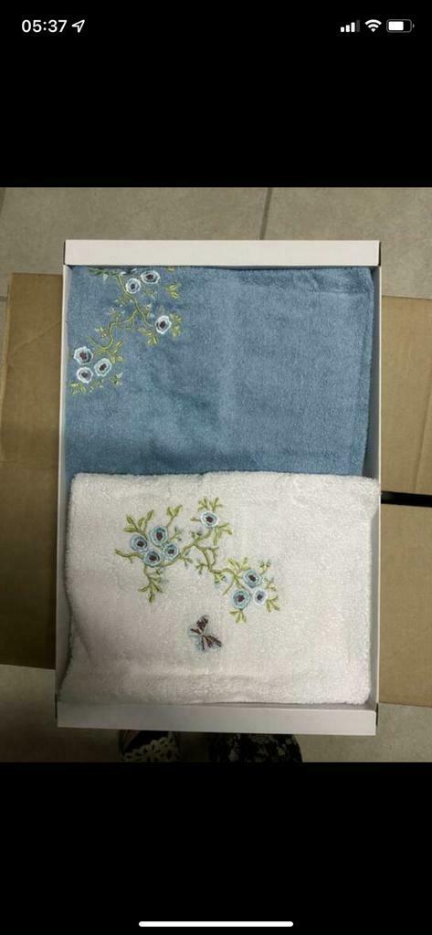 Nieuwe set van 2 handdoeken en 2 washandjes in doos, Neuf, Bleu, Serviette