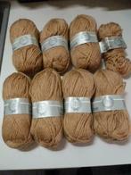 8 pelotes de 50 gr fil à tricoter beige 100% acryl. aig. 3,5, Laine ou Fils, Comme neuf, Enlèvement ou Envoi, Tricot ou Crochet