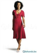 robe rouge vivian caron neuve, Vêtements | Femmes, Robes, Caron, Au-dessus du genou, Envoi, Neuf