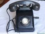 Téléphone à pendule antique sans cadran