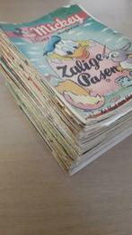 Groot lot weekblad Mickey Magazine, jaren vijftig, Meerdere stripboeken, Ophalen of Verzenden, Gelezen