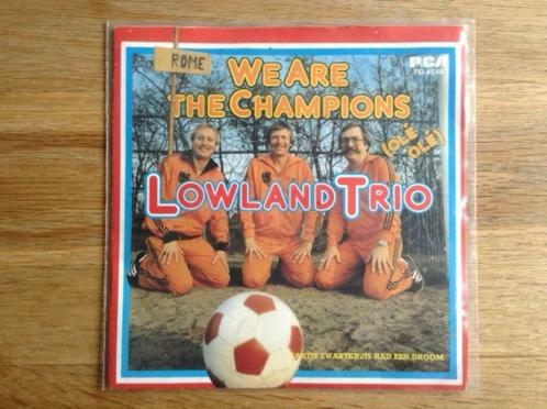 single lowland trio, CD & DVD, Vinyles Singles, Single, En néerlandais, 7 pouces, Enlèvement ou Envoi