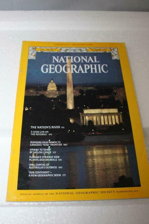 Maandblad - National Geographic - October 1976 - Vol. 150, Boeken, Natuur, Gelezen, Natuur algemeen, Ophalen of Verzenden