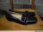 Chaussures neuves noires, femme, cuir, taille 38 (mocassin), Noir, Autres types, Porté