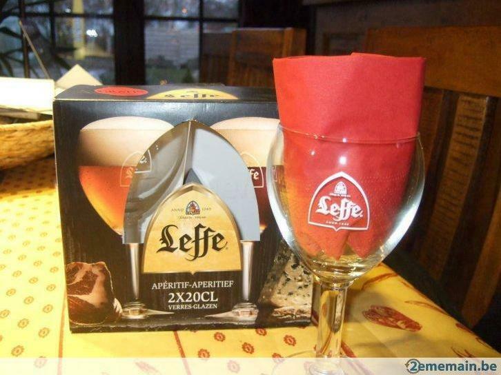 LEFFE   -  2 verres dans boite origine, Verzamelen, Biermerken, Nieuw