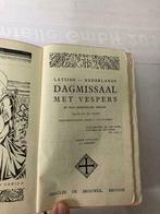 Religieus boek in het Nederlands Dagmissaal met Vespers, Antiek en Kunst, Antiek | Boeken en Manuscripten, Ophalen of Verzenden